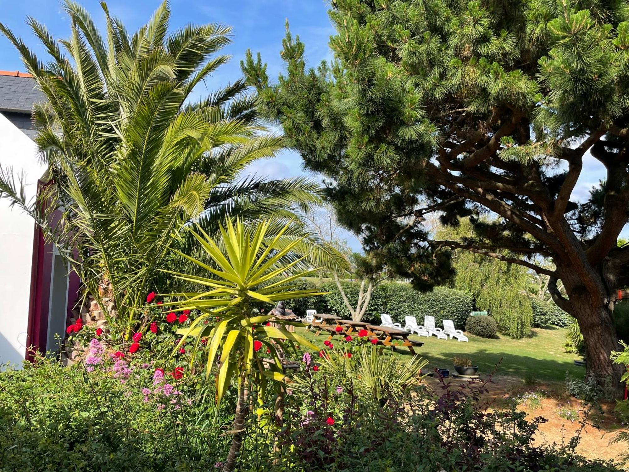 Hotel Aux Tamaris ソーゾン エクステリア 写真